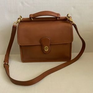 Vintage  Coach Willis Crossbody Tan Leather